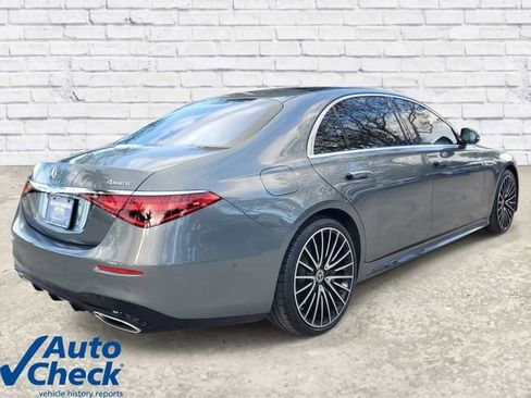 Used 2022 Mercedes-Benz S 500 4MATIC w/ AMG Line Package image 4