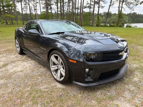 Used 2013 Chevrolet Camaro ZL1 RWD image 7