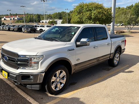 Used 2019 Ford F150 King Ranch w/ Equipment Group 601A Luxury AWD/4WD image 33