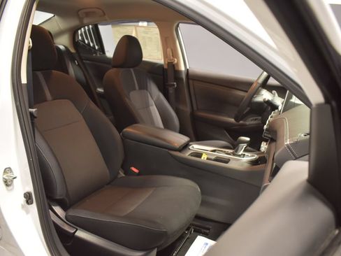 Certified 2023 Nissan Sentra SV w/ All-Weather Package FWD image 13