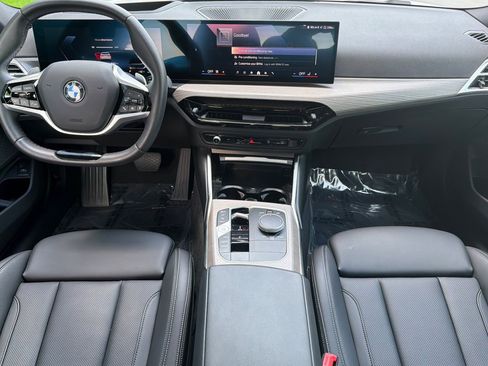 Certified 2025 BMW 330i Sedan image 17