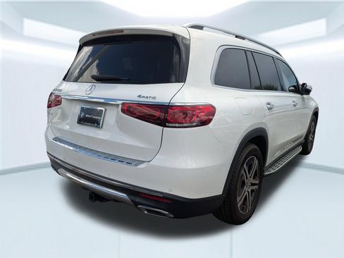 Used 2022 Mercedes-Benz GLS 450 4MATIC image 2