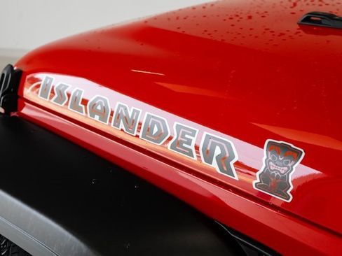 Used 2021 Jeep Wrangler Unlimited Islander image 3