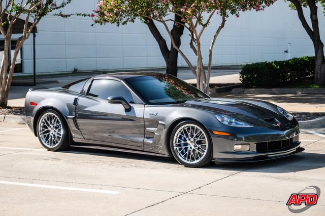 Used 2009 Chevrolet Corvette ZR1 w/ Preferred Equipment Group RWD image 38