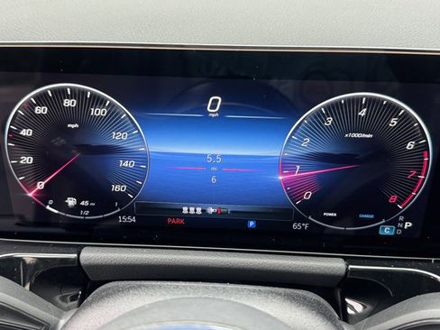 New 2026 Mercedes-Benz GLA 250 image 12