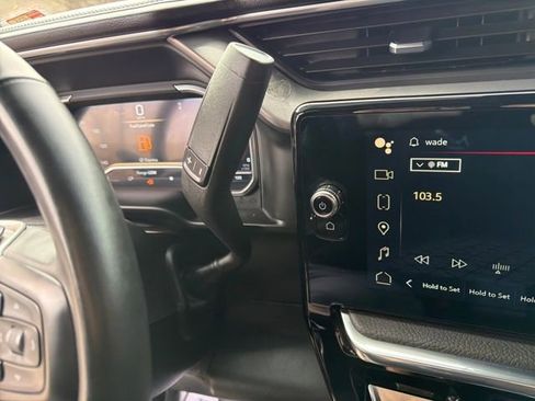 Used 2024 GMC Sierra 3500 Denali w/ Denali Reserve Package image 20