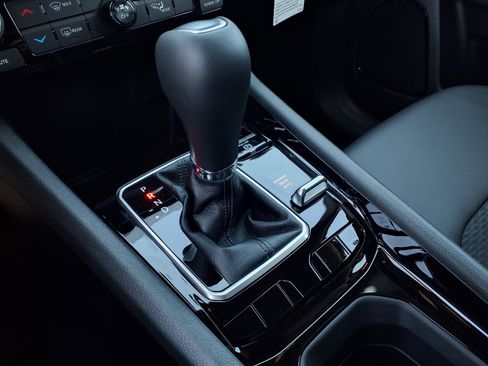 New 2026 Jeep Compass Altitude AWD/4WD image 13