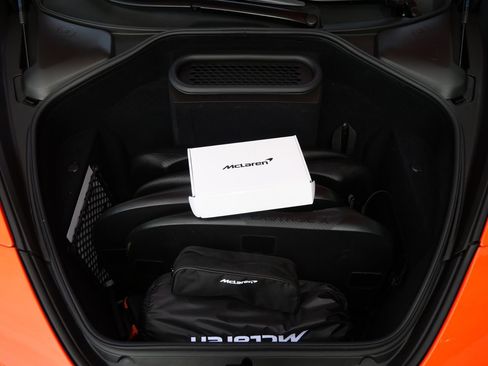 New 2026 McLaren 750S image 24