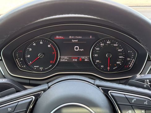 Used 2023 Audi A4 2.0T Premium w/ Convenience Package image 18