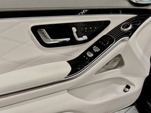 New 2026 Mercedes-Benz Maybach S 680 4MATIC image 16