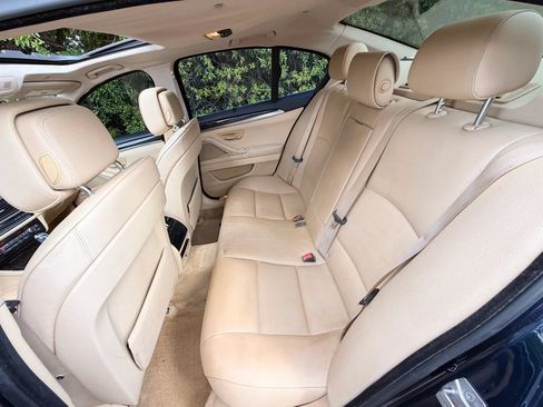 Used 2011 BMW 528i Sedan RWD image 37