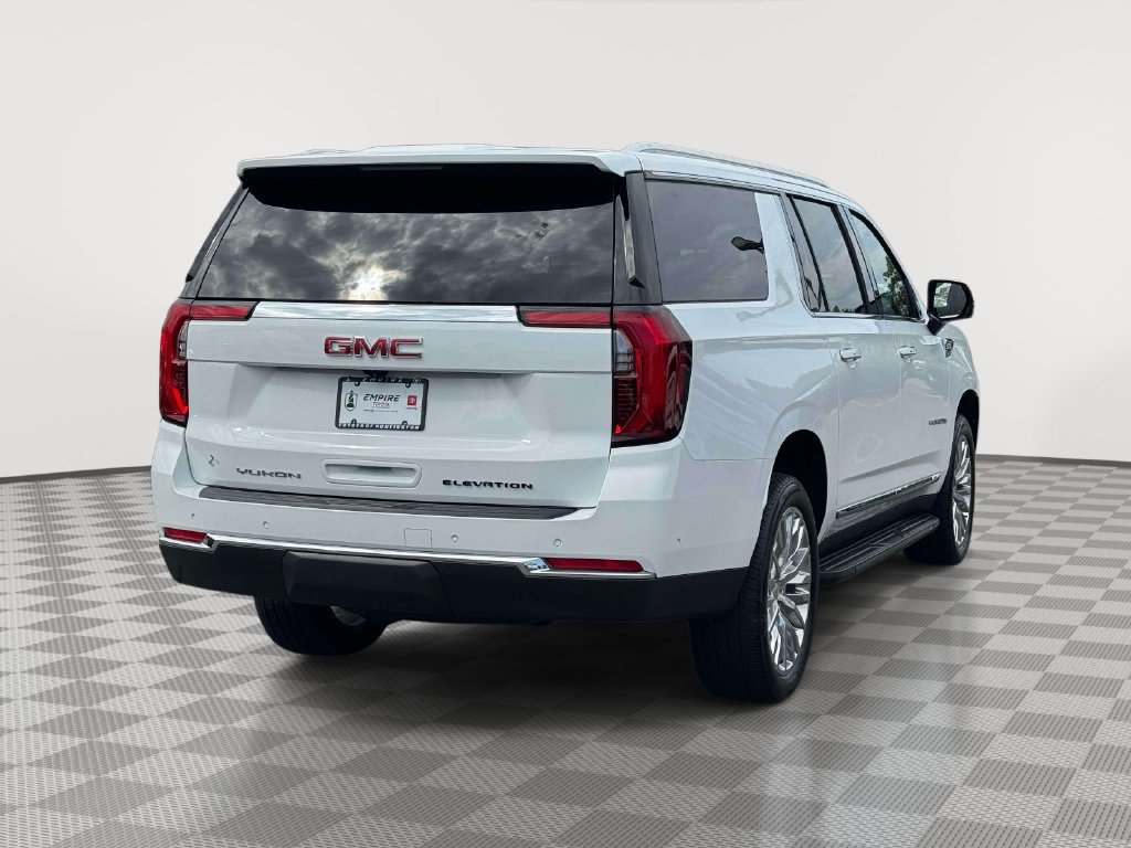 Used 2026 GMC Yukon XL Elevation AWD/4WD image 4