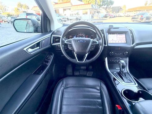 Used 2017 Ford Edge SEL w/ Equipment Group 201A image 28