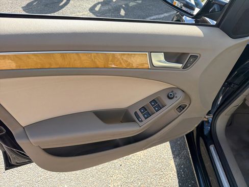 Used 2010 Audi A4 2.0T Premium Plus image 14