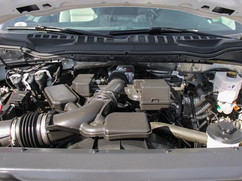 Used 2021 Ford F350 XL w/ Power Equipment Group image 12