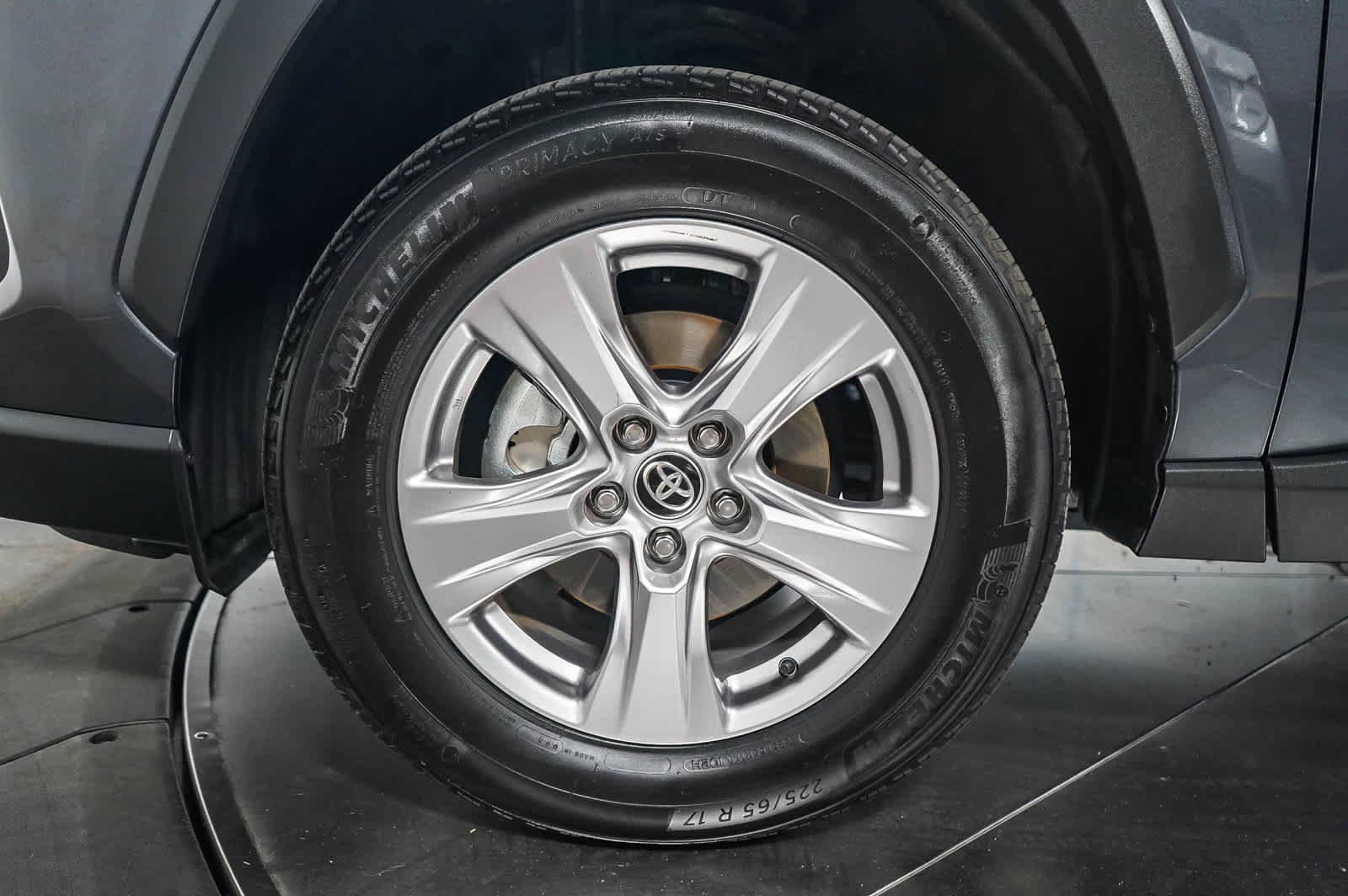 Certified 2025 Toyota RAV4 XLE w/ Convenience Package FWD image 8