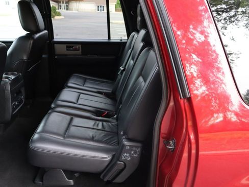 Used 2015 Ford Expedition EL XLT w/ Equipment Group 202A AWD/4WD image 20