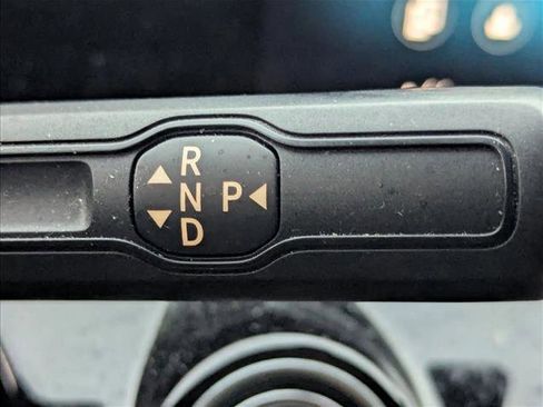 Used 2022 Mercedes-Benz CLA 250 image 13