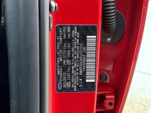 Certified 2023 Hyundai Venue SEL image 26