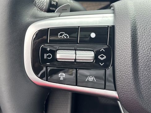 Used 2025 Genesis GV80 3.5T Advanced image 25