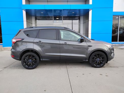 Used 2018 Ford Escape SE w/ Ford Safe & Smart Package image 34