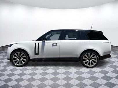 New 2026 Land Rover Range Rover Long Wheelbase SE