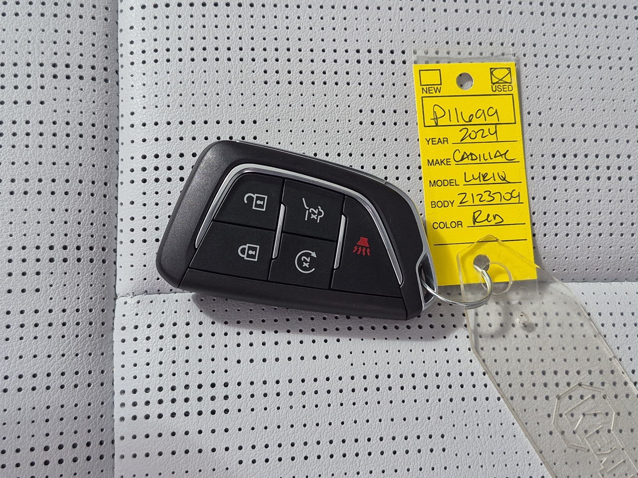 Used 2024 Cadillac Lyriq Sport RWD image 33