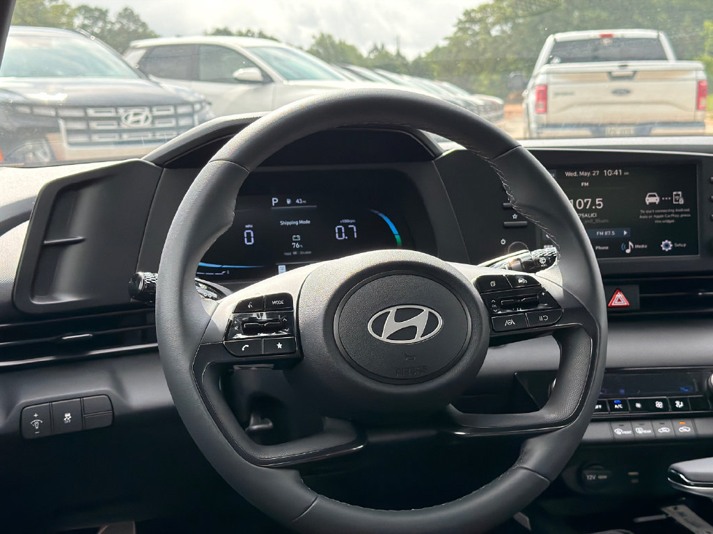 Used 2026 Hyundai Elantra Sport w/ Cargo Package FWD image 23