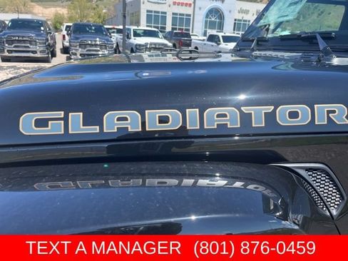 New 2026 Jeep Gladiator Sport AWD/4WD image 10