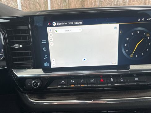 Used 2025 Chevrolet Silverado 1500 LTZ w/ LTZ Premium Package image 12