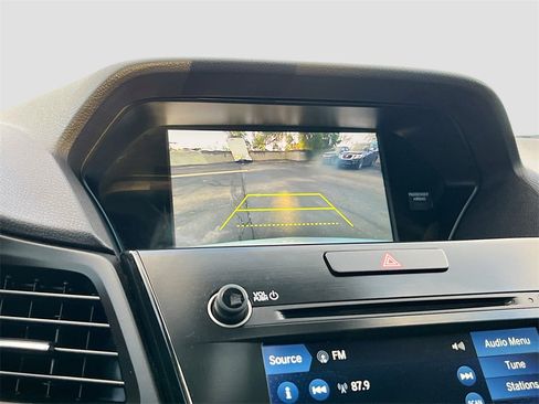 Used 2020 Acura ILX w/ Technology Package image 13