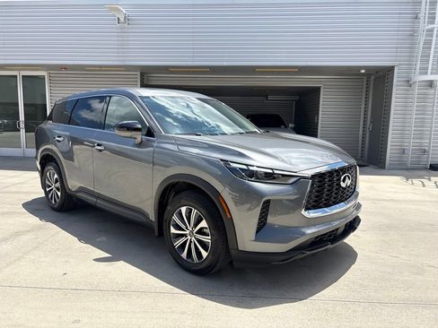 Used 2025 INFINITI QX60 Pure AWD/4WD image 8