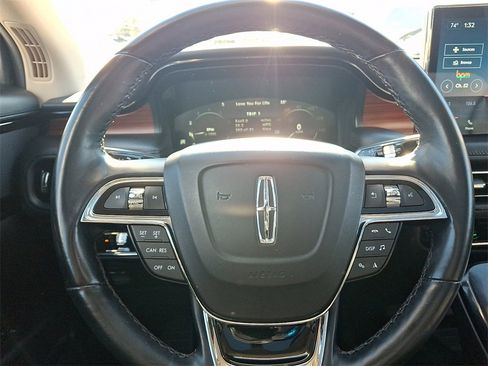 Used 2022 Lincoln Nautilus Reserve w/ Cargo Utility Package image 21