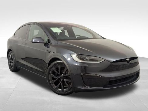 Used 2024 Tesla Model X image 21