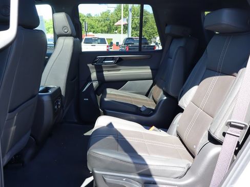 New 2026 Chevrolet Tahoe High Country AWD/4WD image 20