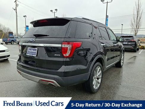 Used 2017 Ford Explorer Limited image 12