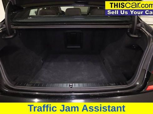 Used 2019 BMW 750i w/ Executive Package RWD image 31