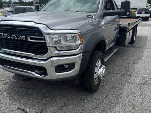 Used 2019 RAM 5500 SLT w/ Quick Order Package 2YG SLT RWD image 2
