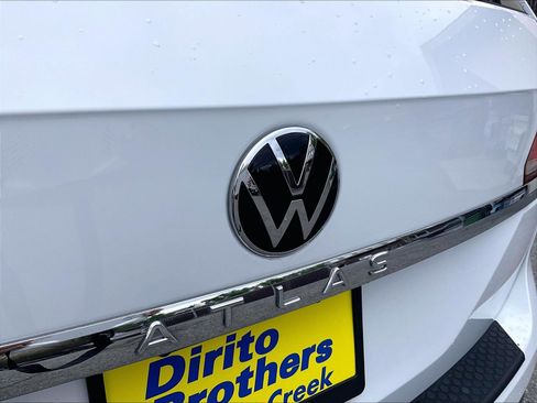 Certified 2022 Volkswagen Atlas SE FWD image 31