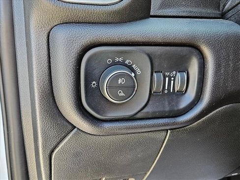 Used 2022 RAM 2500 Laramie AWD/4WD image 21