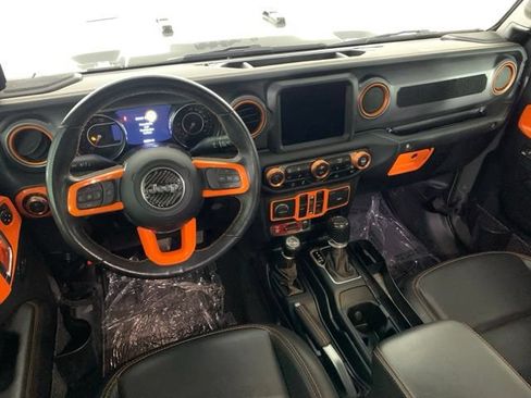 Used 2021 Jeep Gladiator Mojave AWD/4WD image 17
