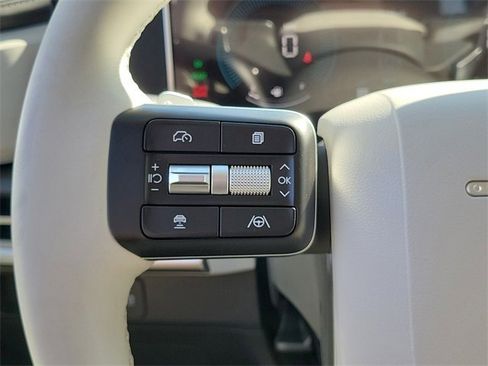 New 2026 Hyundai Santa Fe SE image 5