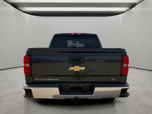 Used 2018 Chevrolet Silverado 1500 LT w/ LT Eassist Package image 4