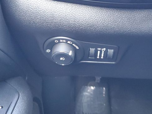 Used 2024 Jeep Compass Trailhawk w/ Trailhawk Elite Group image 12