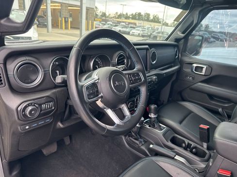 Used 2021 Jeep Wrangler Unlimited Rubicon 4xe w/ Safety Group image 12