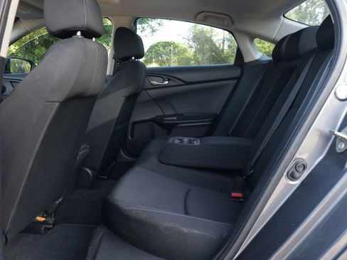 Used 2018 Honda Civic EX image 11