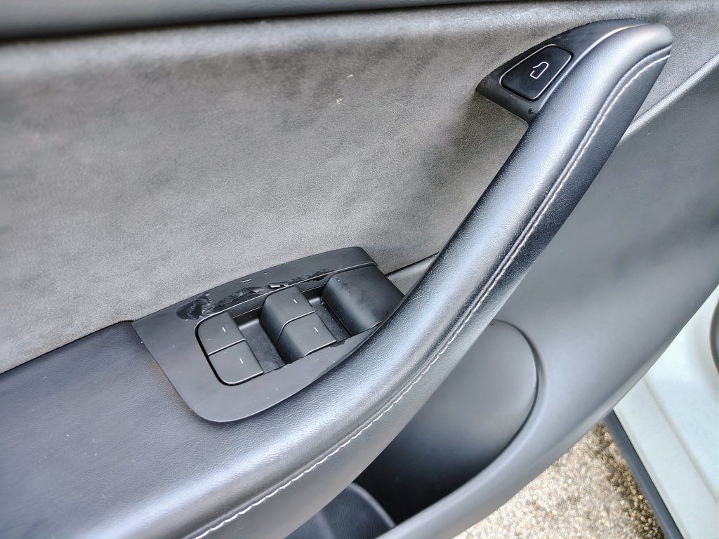 Used 2022 Tesla Model Y Performance AWD/4WD image 19