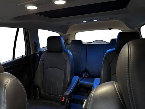 Used 2017 Buick Enclave Leather image 15