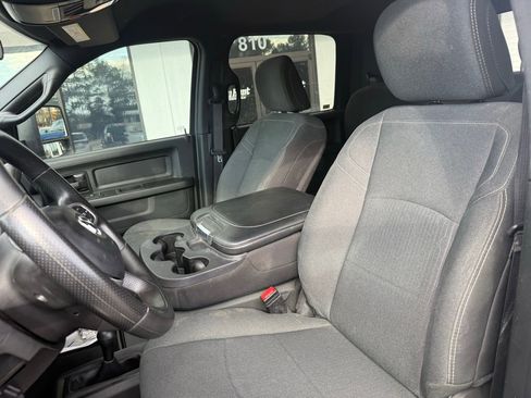 Used 2024 RAM 3500 Tradesman w/ Chrome Appearance Group image 2