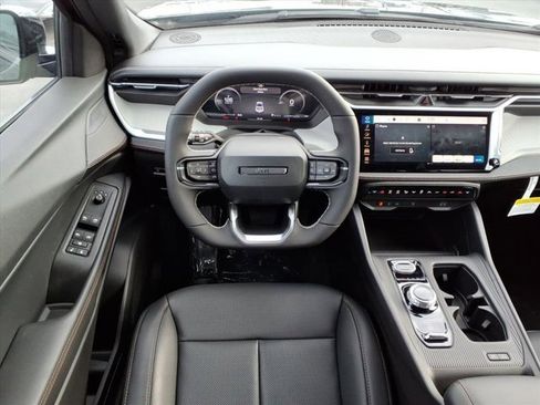 New 2026 Jeep Cherokee Limited image 5